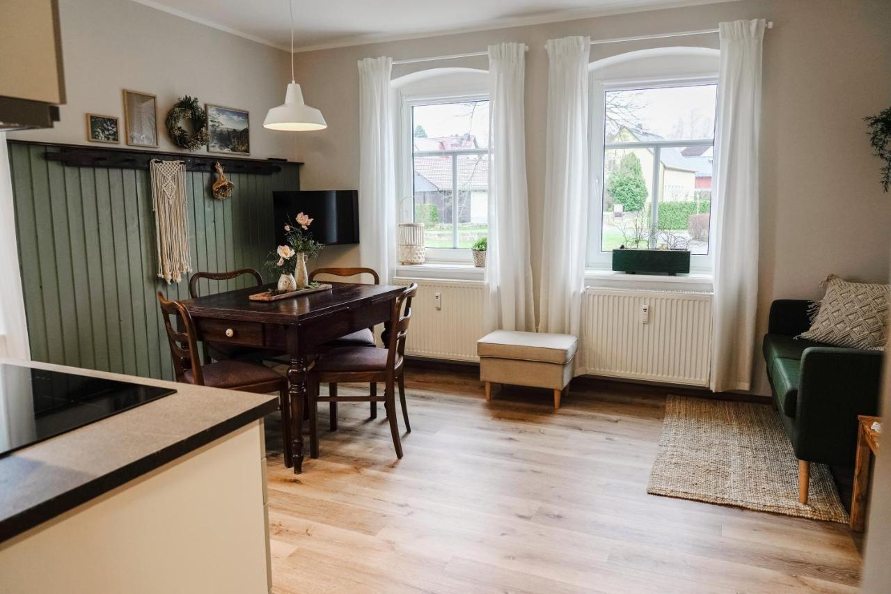 Urlaubsfreude Biedermann Haus Gluecksstein Ferienwohnung Smaragd バート・シャンダウ エクステリア 写真