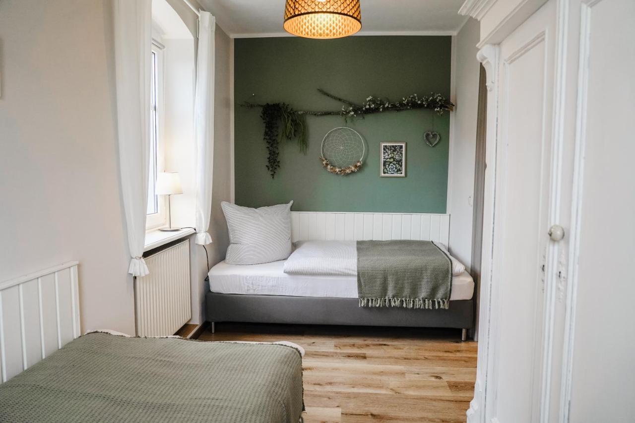 Urlaubsfreude Biedermann Haus Gluecksstein Ferienwohnung Smaragd バート・シャンダウ エクステリア 写真