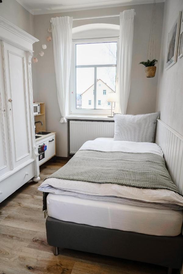 Urlaubsfreude Biedermann Haus Gluecksstein Ferienwohnung Smaragd バート・シャンダウ エクステリア 写真